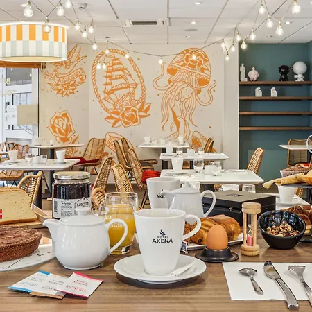 Akena - Grande Hotel