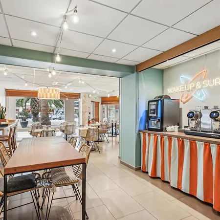 Hotell Surf Club By Akena - Grande Biarritz