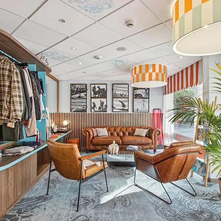 Hotel Surf Club By Akena - Grande Biarritz
