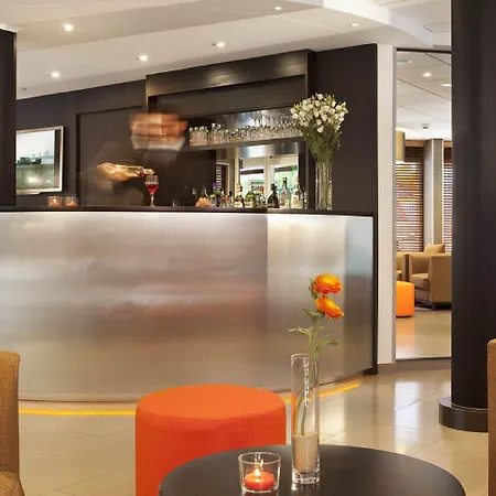 Surf Club By Akena - Grande Hotel