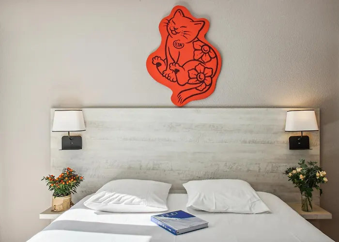 Akena - Grande מלון ביאריץ