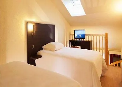 Akena - Grande מלון 3*