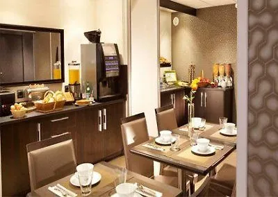 Akena - Grande Hotel